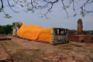 Visit Wat Lokayasutharam on a tour from Bangkok to Ayutthaya. A temple ruin with an impressive 42 meter long reclining Buddha.