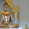 The world's biggest gold Buddha image weighs 5.5 tons at Wat Traimit temple in Bangkok. See the golden Buddha on our private tours in Bangkok.